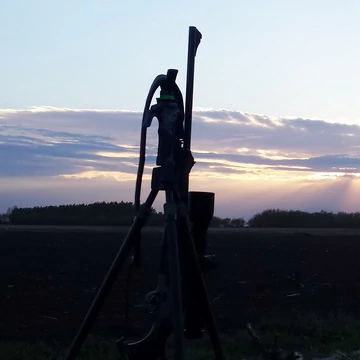 vadászruházat, céltávcső, keresőtávcső, hőkamera. éjjellátó